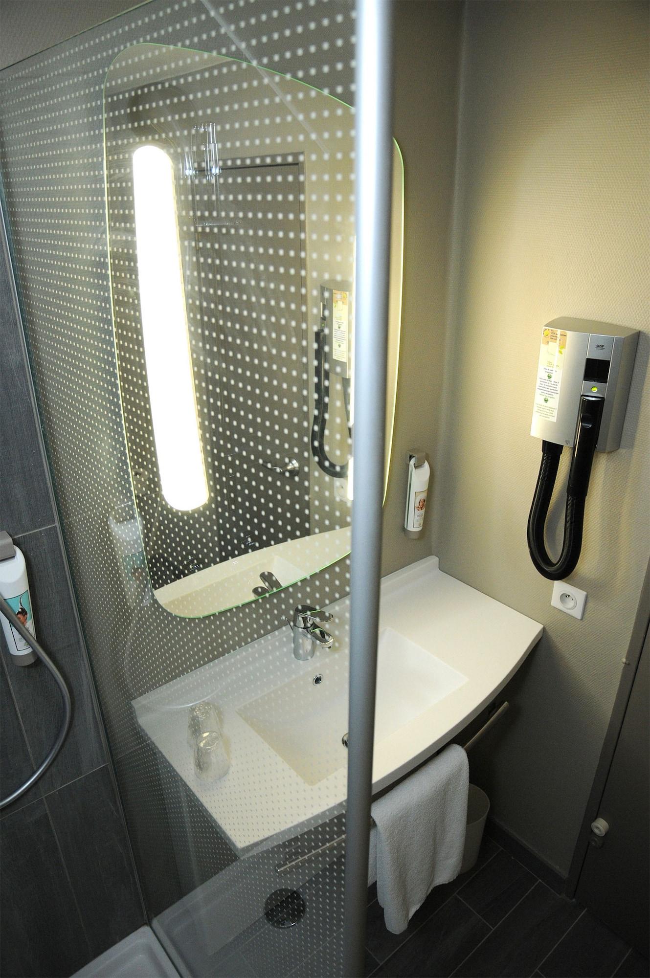 Ibis Centre Gare 3*